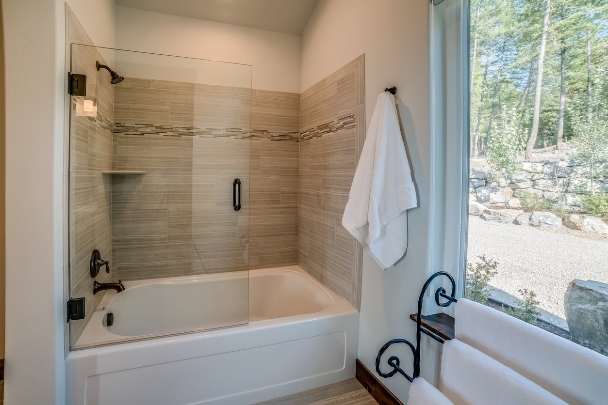 Shower & Tub Installation in Wailea